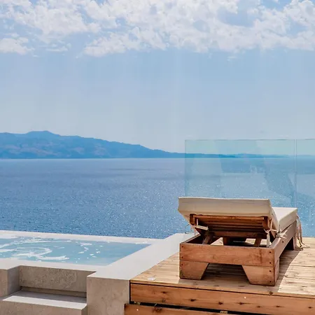 The Sky Collection & Penthouses Sarandë